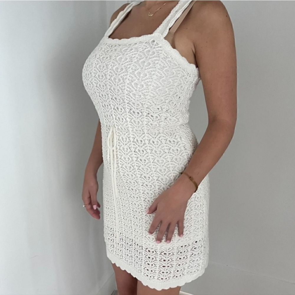 Jessica Simpson crochet dress size Large.